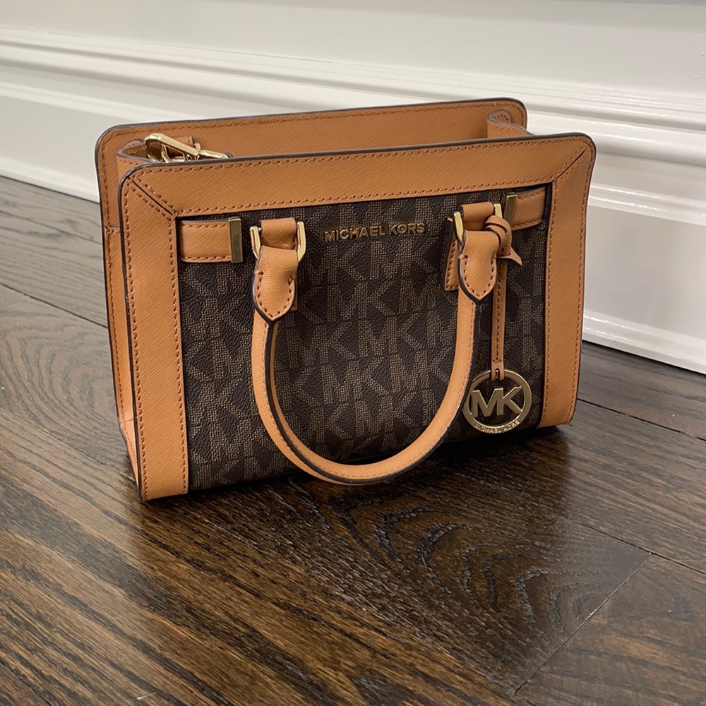 michael kors purse